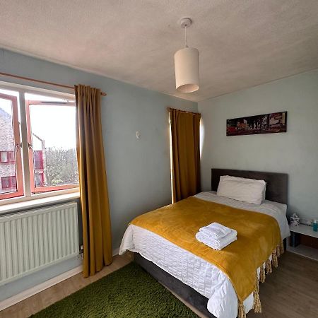Cozy Private Room For Single Use Лондон Екстер'єр фото